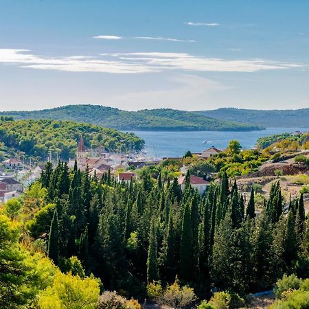 Mladinic Palace Milna  Εξωτερικό φωτογραφία